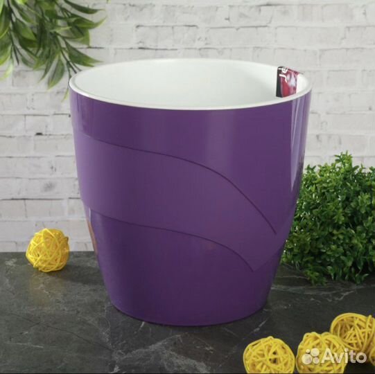 Кашпо со вставкой 2л