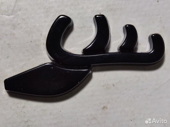 Эмблема Saab Hirsch черная