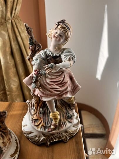 Статуэтки дама и кавалер