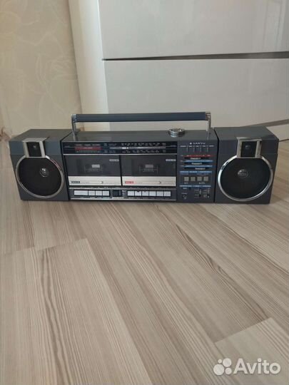 Sanyo mw22 и Sharp qt 90