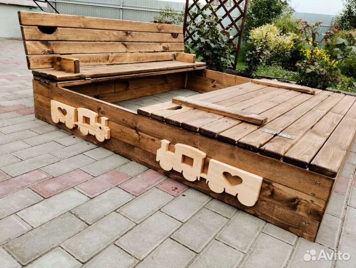 Детская песочница с крышкой