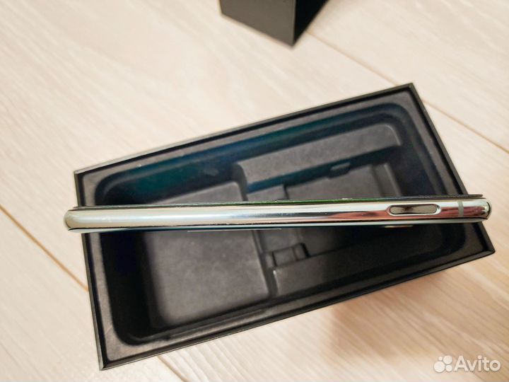 Samsung Galaxy S10e, 6/128 ГБ