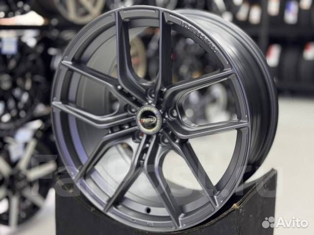 R18 5/114.3 (8.0j+et35) Диск литой RGW025FF MG (FF