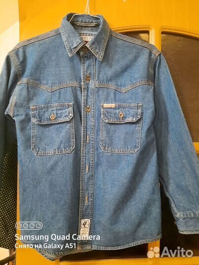 Джинсовая рубашка