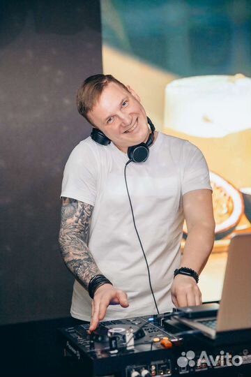 DJ(Диджей) / DJ (Диджеи) и ведущий на мероприятие