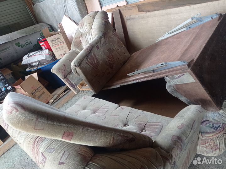Диван и кресло бу