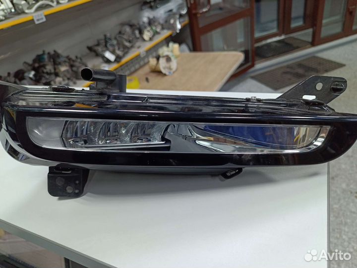 Фара противотуманная Land Rover Evoque LR72646