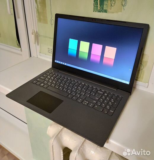 Ноутбук Lenovo V130-15IKB