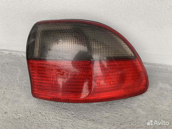 Фонарь задний правый Opel Omega B