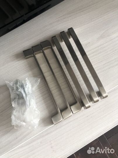 Мебельные ручки