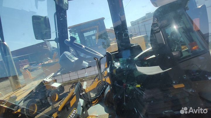 Экскаватор-погрузчик JCB 3CX Super, 2023