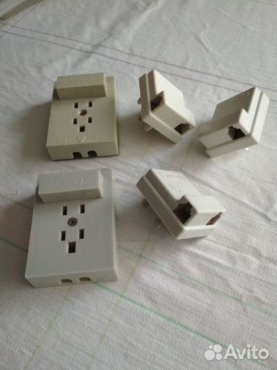 Розетка и вилка телефонные