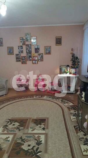 2-к. квартира, 72 м², 5/5 эт.