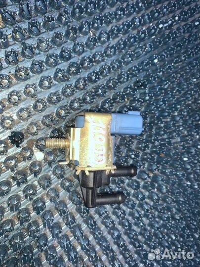 Клапан электромагнитный Nissan Sunny