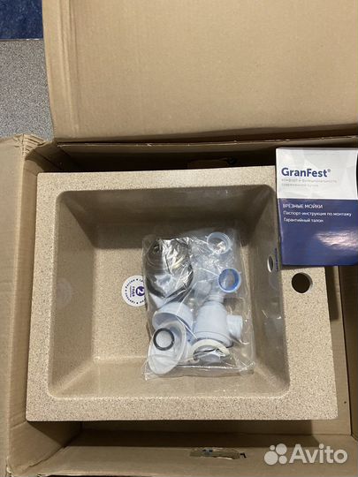 Раковина GranFest 505 Practik