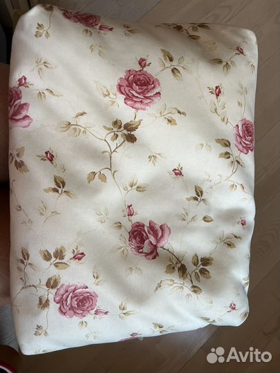 Подставка для еды в кровать