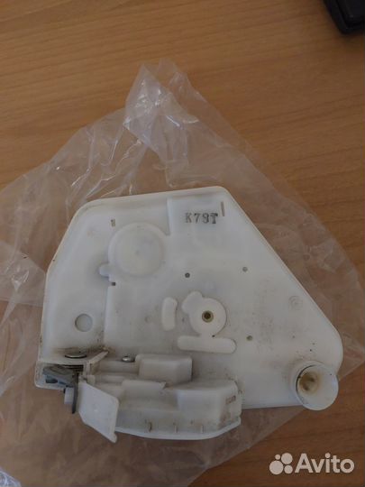 Автомобильные замки на четыри двери