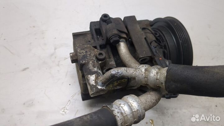 Компрессор кондиционера Hyundai Terracan, 2004