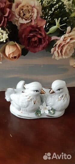 Фарфоровая статуэтка 