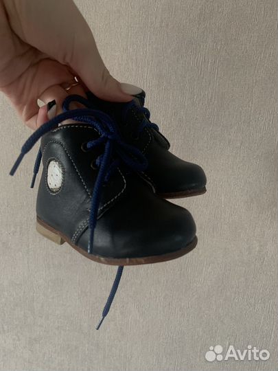 Ботинки весенние детские