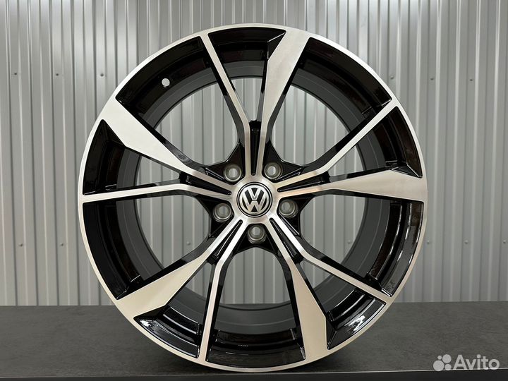 Диски литые R19 Volkswagen Passat новые