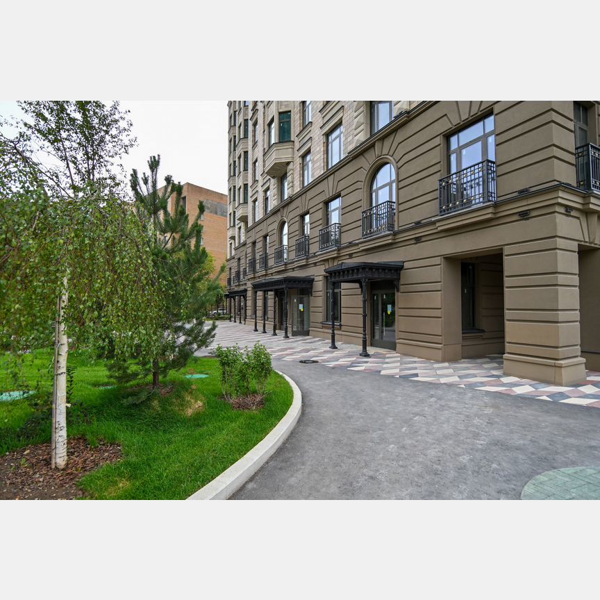 2-к. квартира, 59,8 м², 24/24 эт.