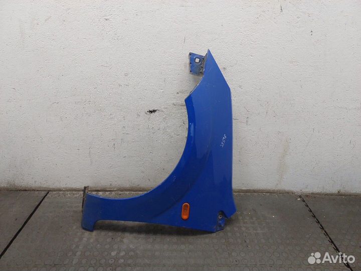 Крыло Ford Fiesta, 2003