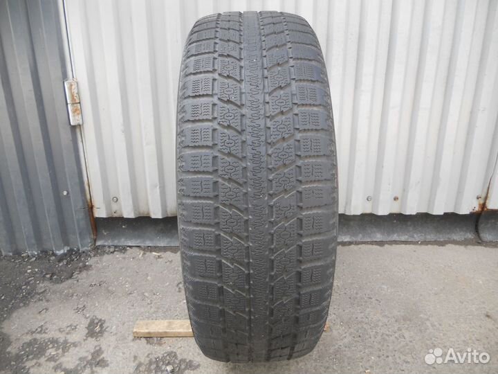 Toyo Observe GSi-5 235/55 R20 102T