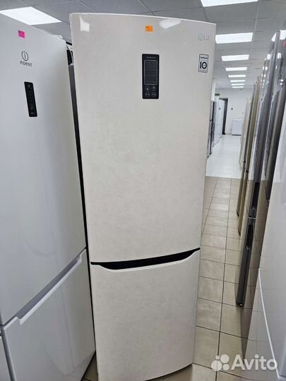 Холодильник Lg. No frost. 190см