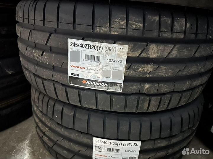 Hankook Ventus S1 Evo 3 K127 245/40 R20 и 275/35 R20 102Y