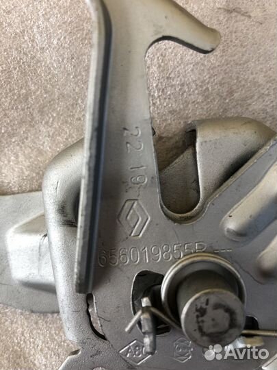 Рено Каптур замок капота новый оригинал