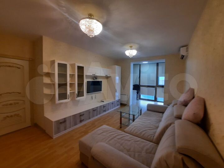 2-к. квартира, 77 м², 17/23 эт.