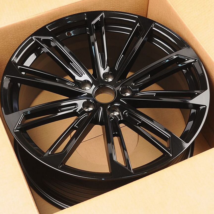 Диски на VW Golf, Jetta, Passat, Tiguan, Skoda Octavia, Kodiaq, Karog, Superb KoKo Kuture FF560 7.5x