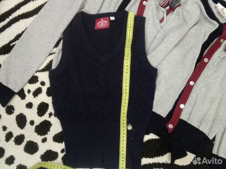 Кофта для девочки школьная