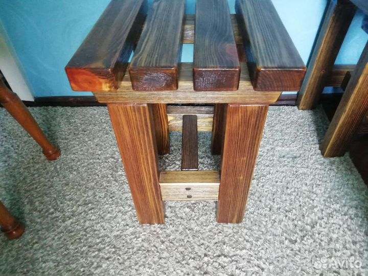 Табуретки новые