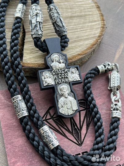 Шнурок гайтан и деревяный крест