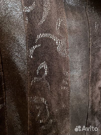 Замшевое пальто и шляпа