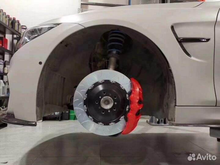 Тюнинг тормоза Mazda MX-5 ND Brembo M6 перед