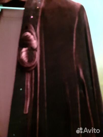 Крдиган бархатный женский с отделкой блестками