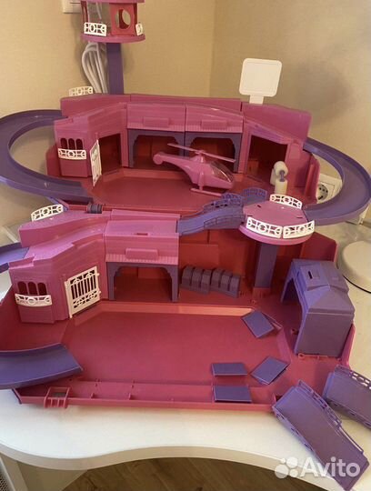 Гараж барби