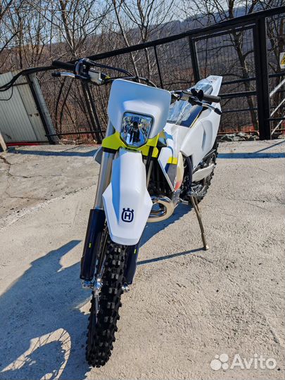 Husqvarna TE300 2025