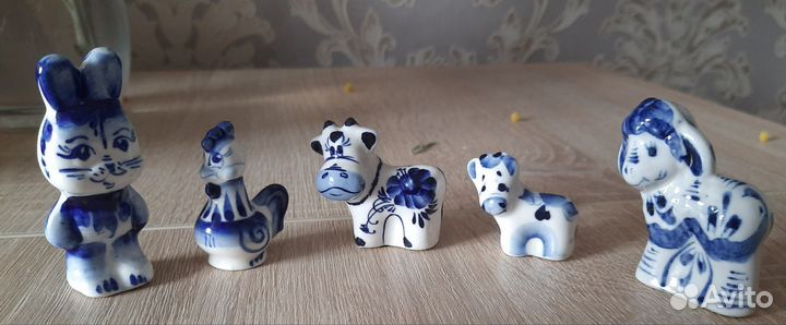 Фигурки Гжель