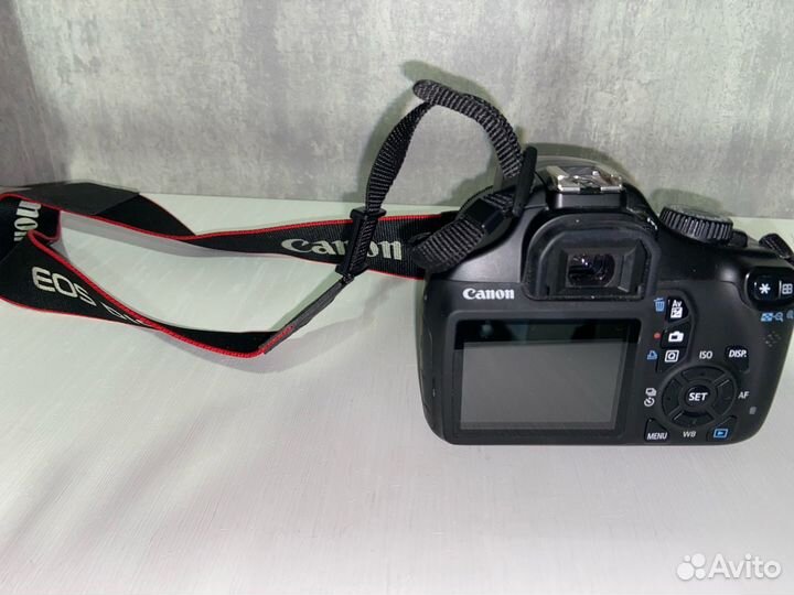 Фотоаппарат Canon EOS 1100D