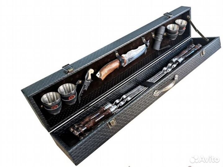 Шашлычный набор № 3 шампура нож штопор стопки