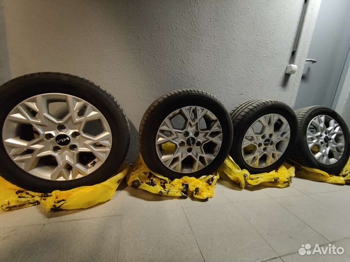 Колеса kia ceed CD r16