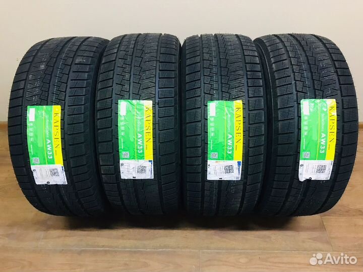 Kapsen SnowShoes AW33 225/40 R18 92H