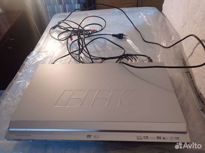 DVD плеер и колонка