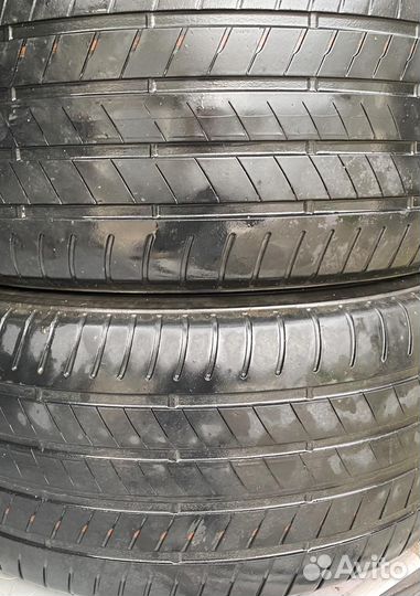 Bridgestone Alenza 001 275/40 R20 и 305/40 R20 112Y
