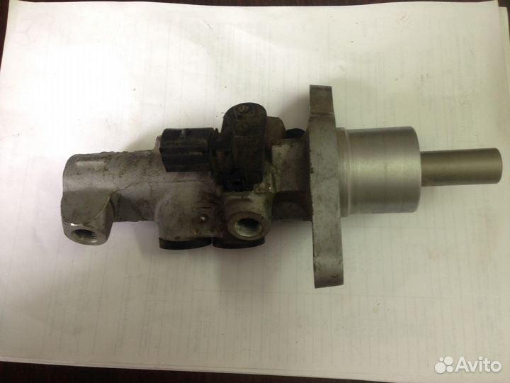 Главный тормозной цилиндр Шкода Октавия А5