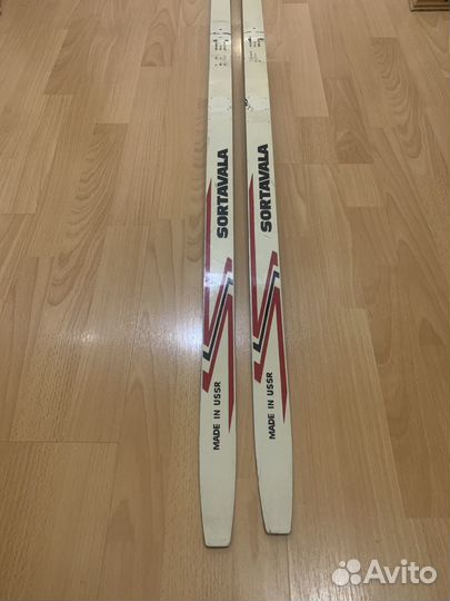 Лыжи беговые 210 см